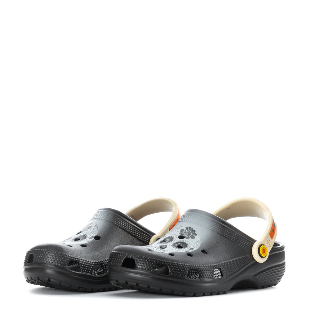 Crocs Women's Dia de Muertos Classic Clog - Black / White Skull Graphic